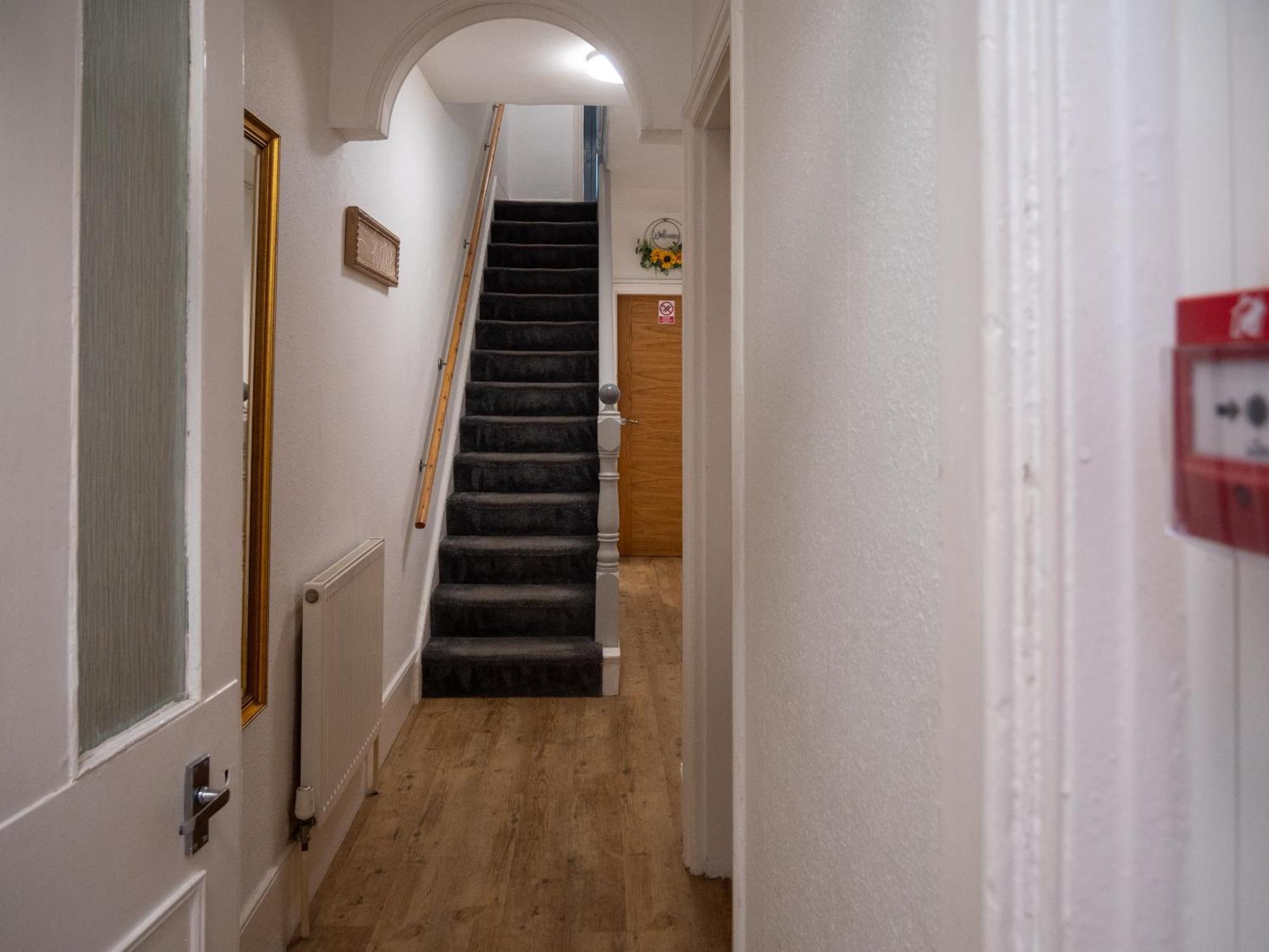 Holiday home Entire 5 Bedroom Comfortable House In *