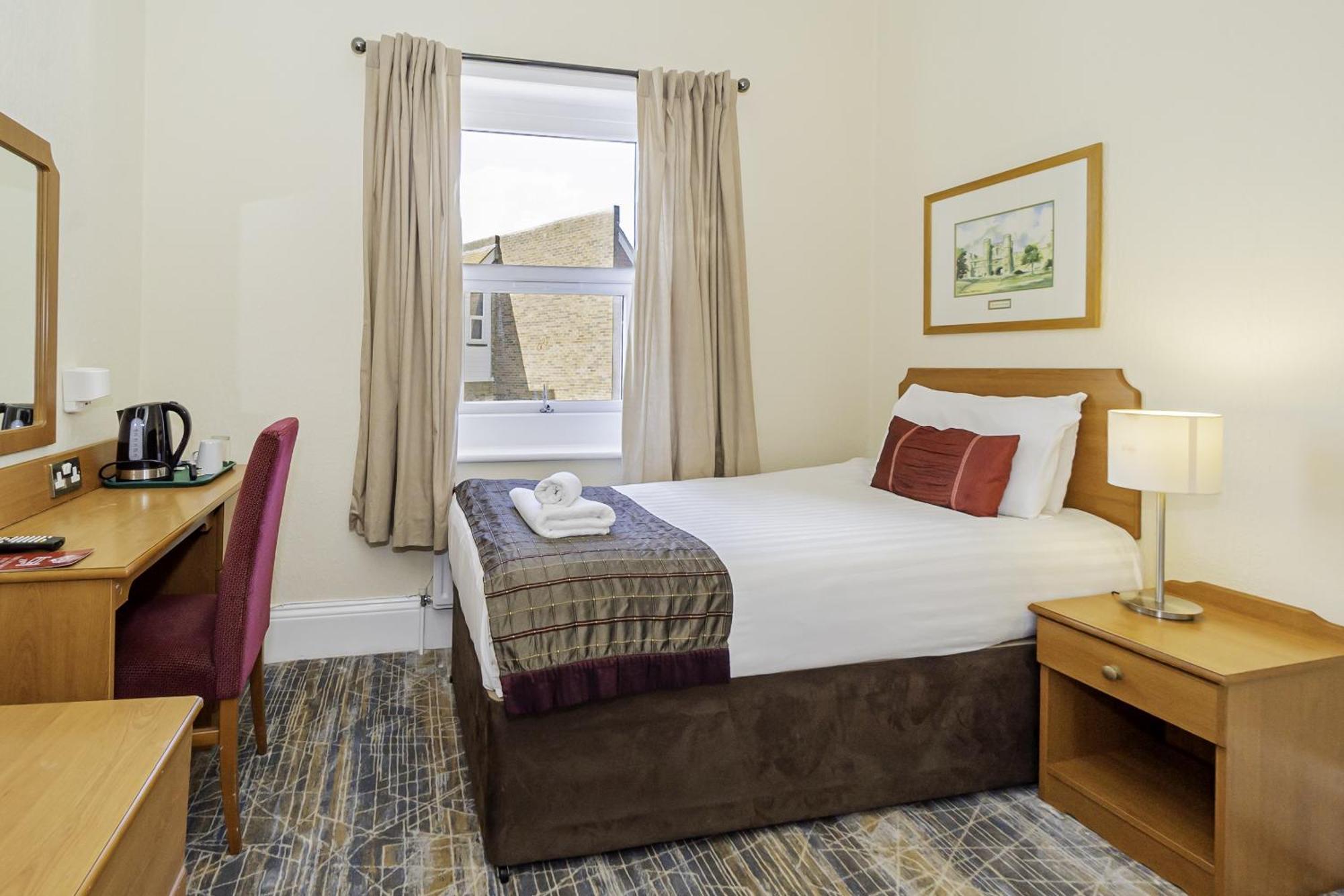 The Majestic 3* Eastbourne