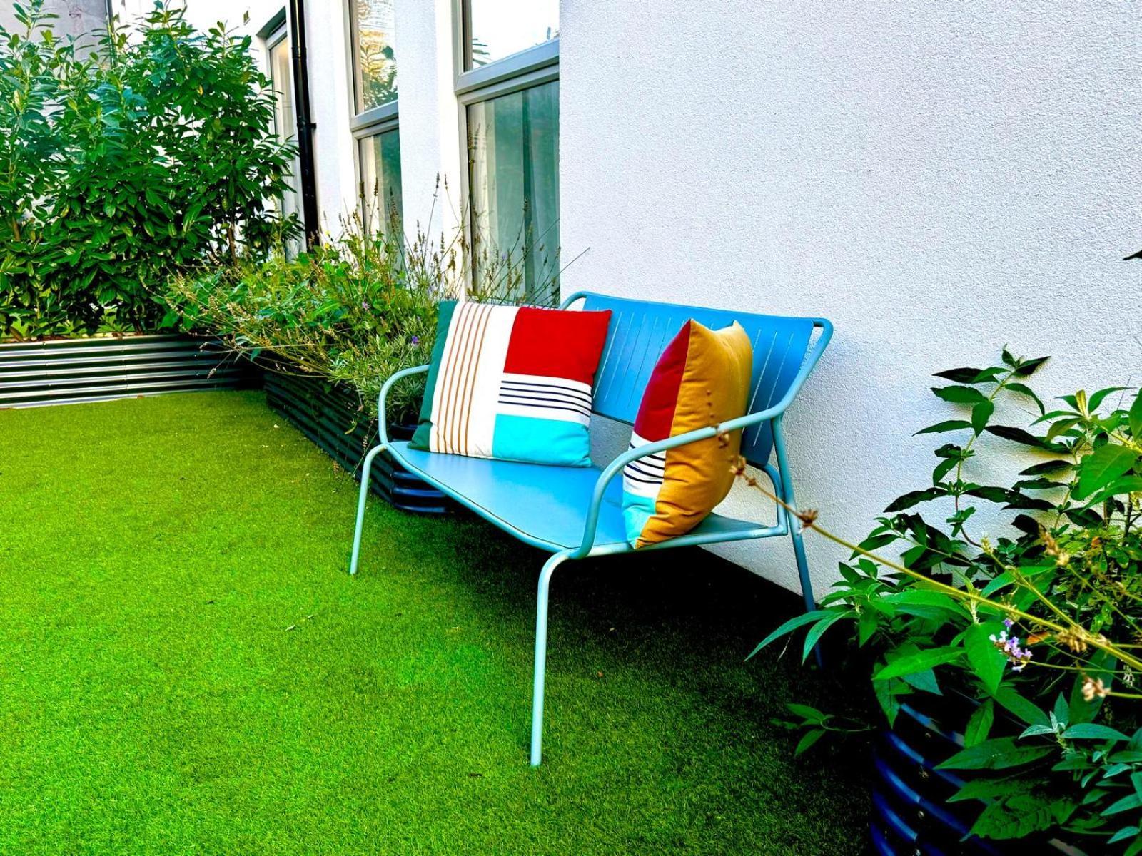 Modern 1bed Seaside Apartments, Walk To Beach,town,train - Gateway - Short And Long * Eastbourne