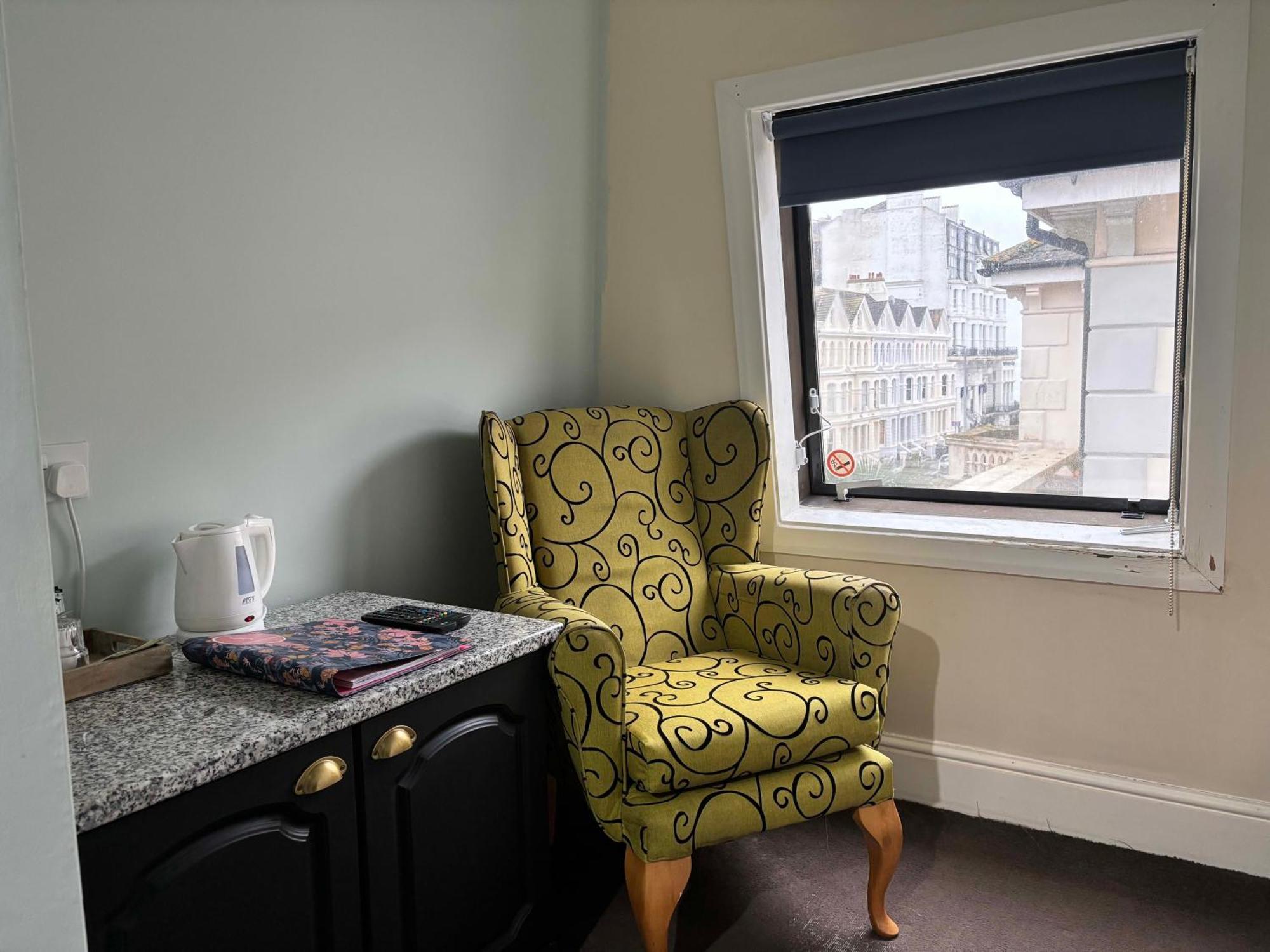 The Sheldon - Free Private Parking 4* Eastbourne