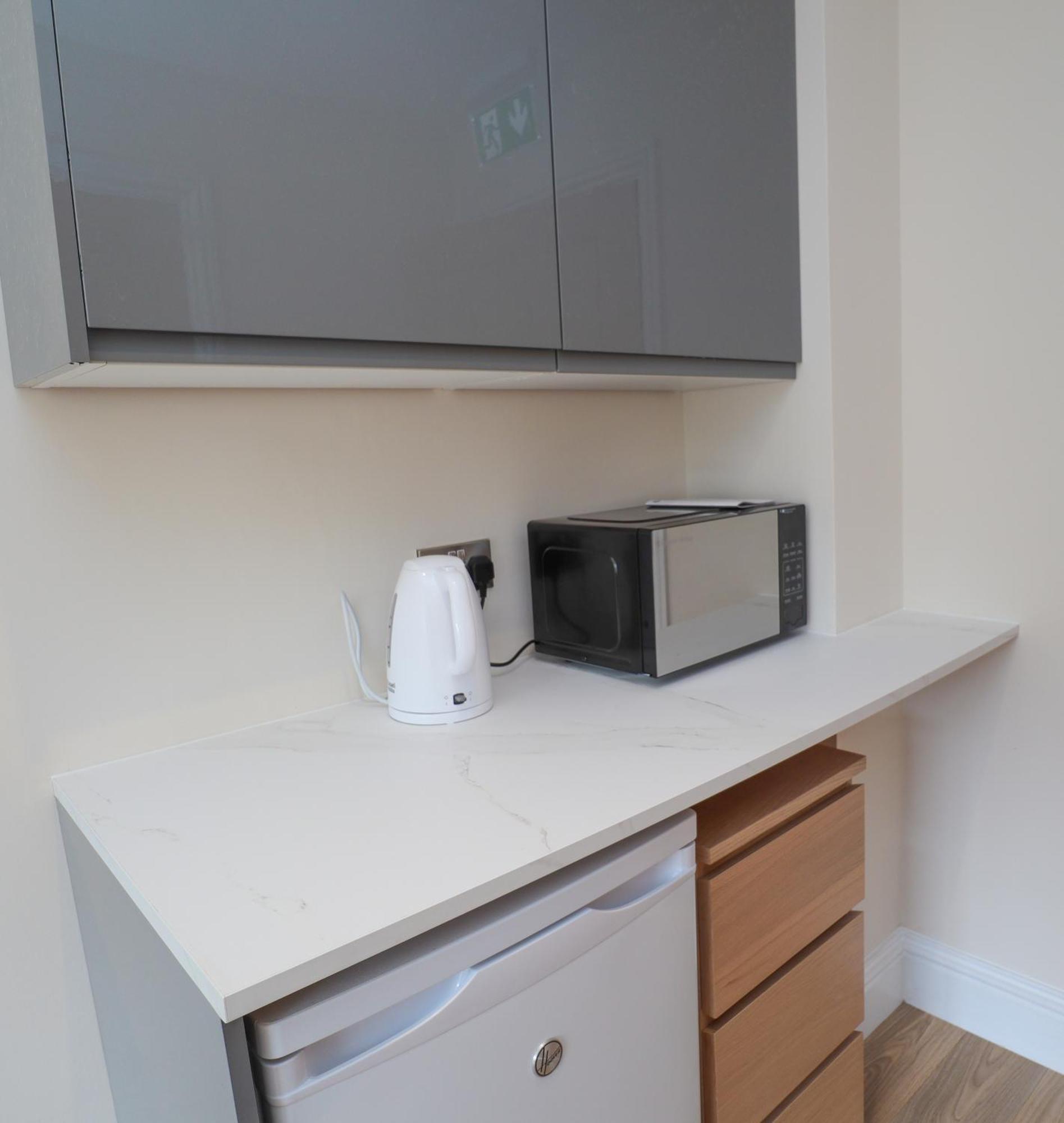 Aqua Nest - En-suite, Free Parking, Kitchen Eastbourne