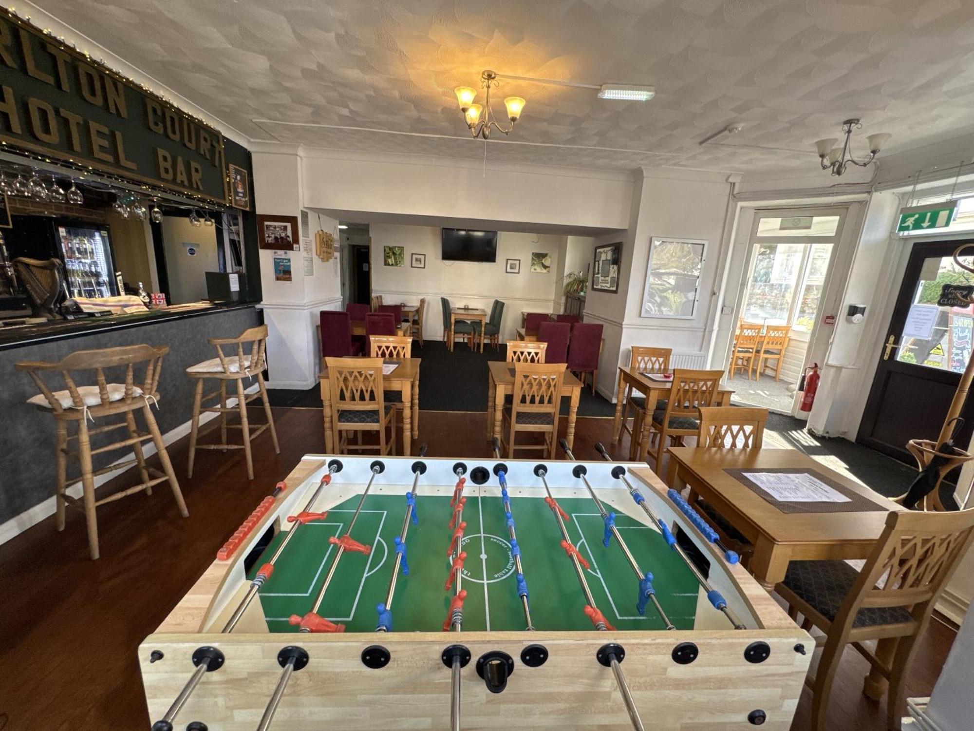 Carlton Court 3* Eastbourne