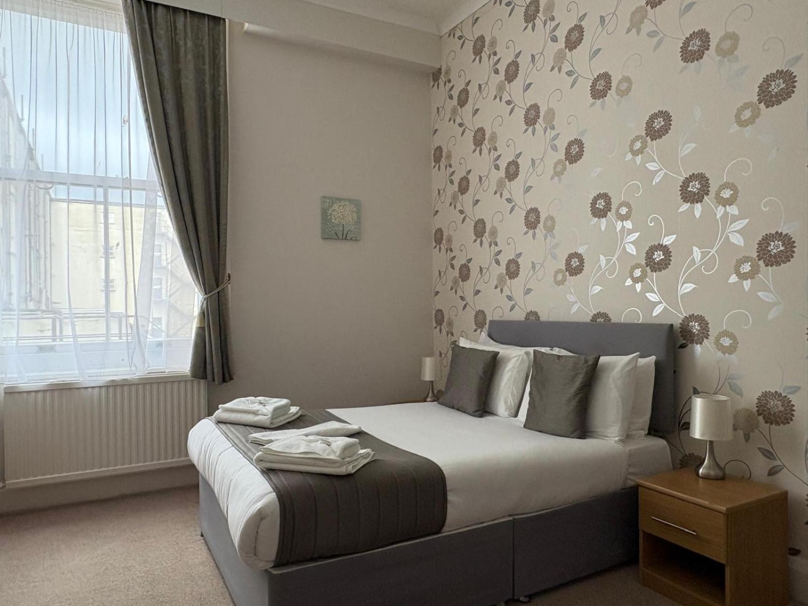 The Cumberland Hotel 3*