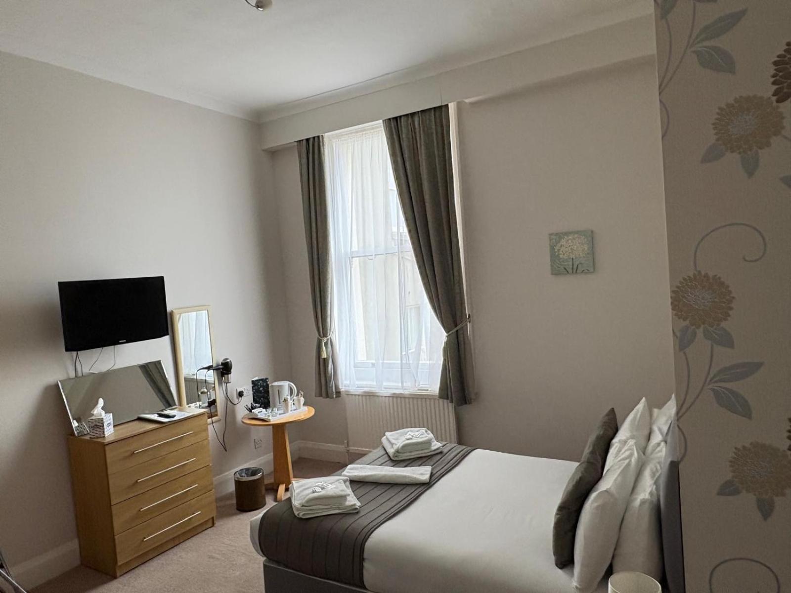 The Cumberland 3*