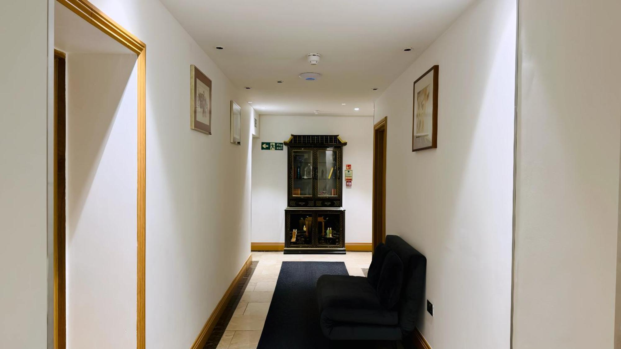 Osborne Aparthotel *