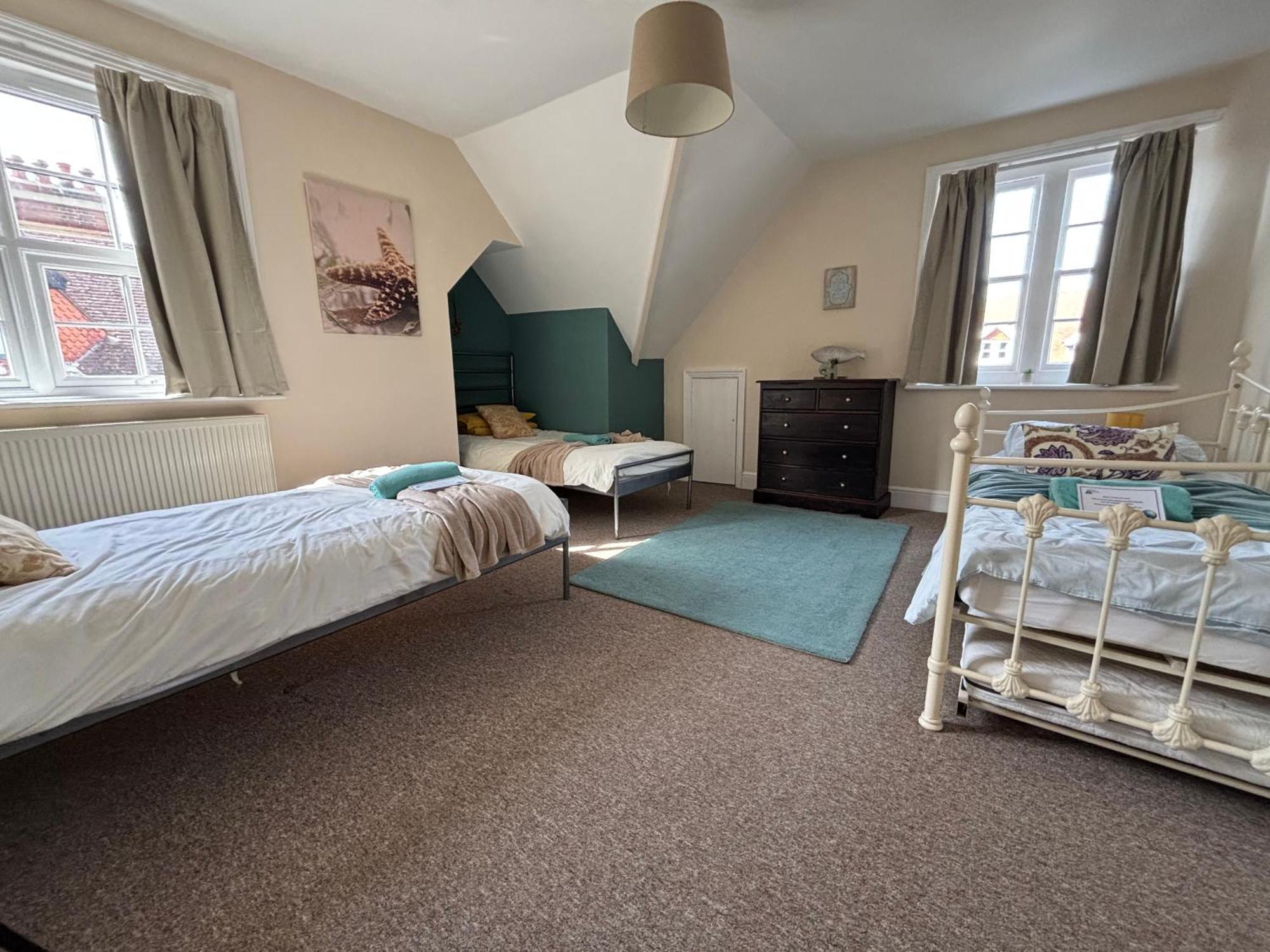 Silverdale Holiday Apartments *