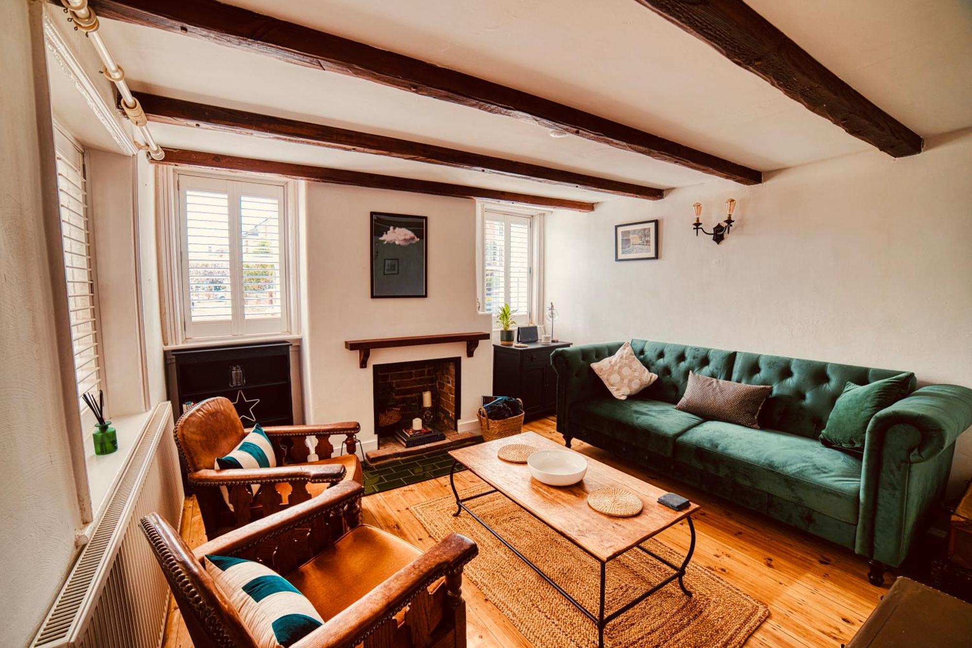 Charming Cottage 5 Min To Beach, Theatres & The South Downs
