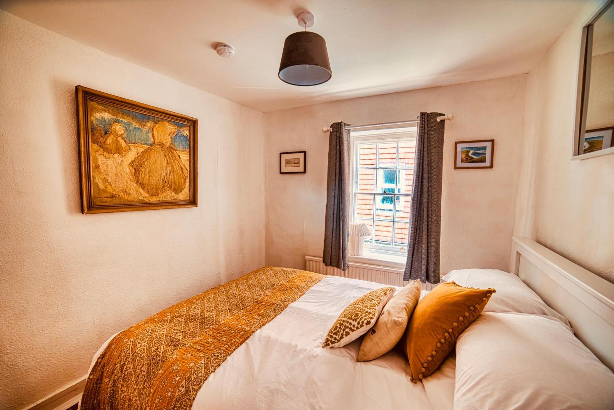 Holiday home Charming Cottage 5 Min To Beach, Theatres & The South Downs *