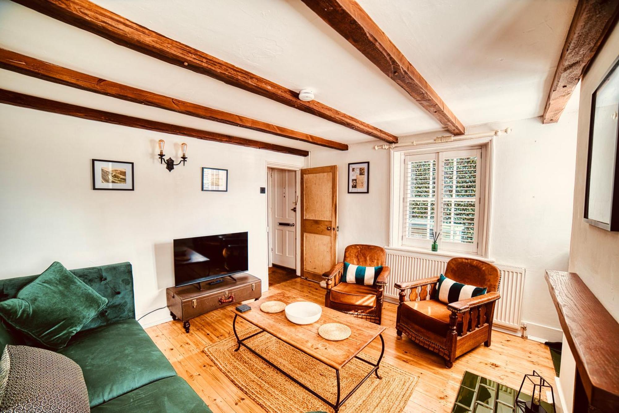 Holiday home Charming Cottage 5 Min To Beach, Theatres & The South Downs