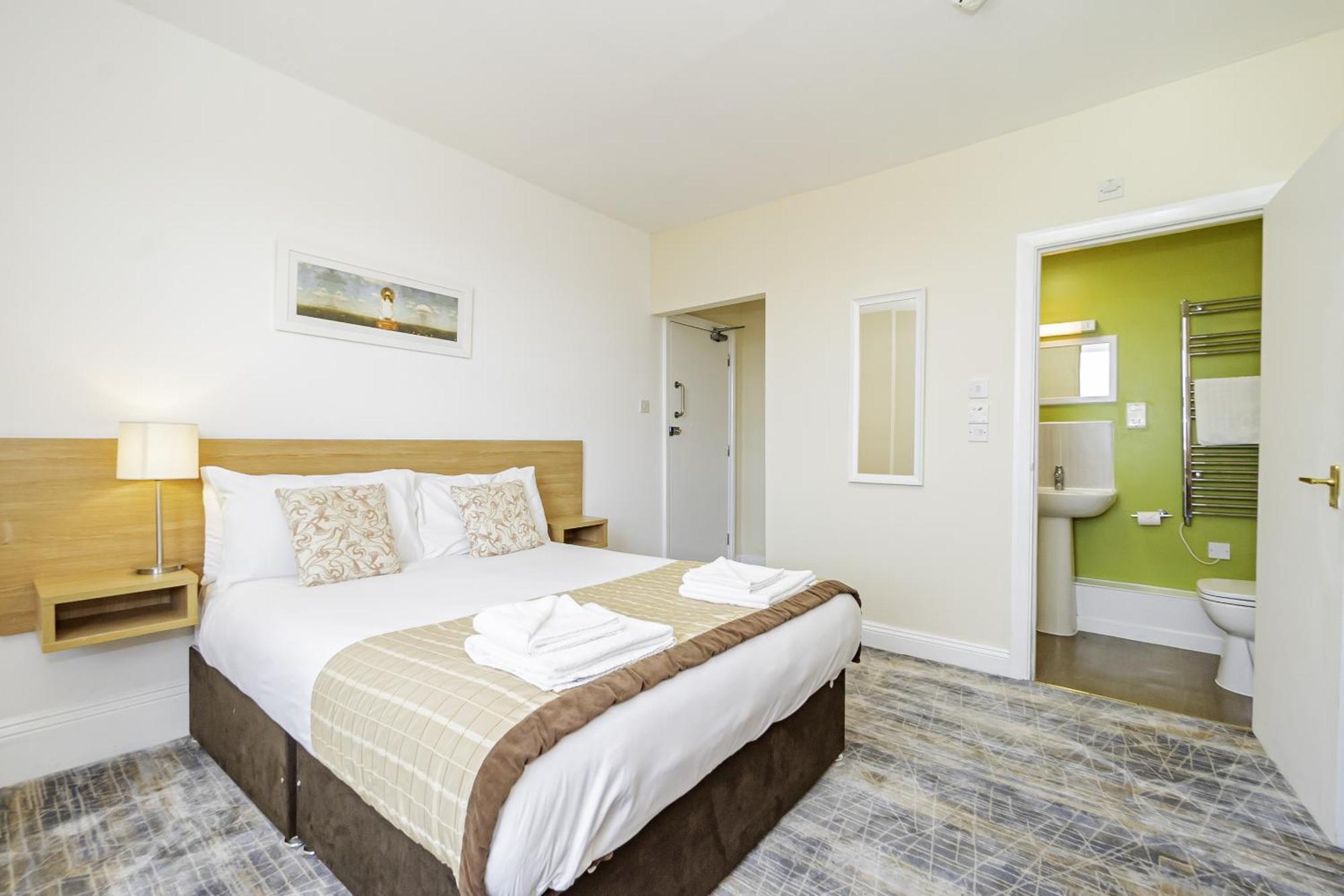 The Majestic 3* Eastbourne