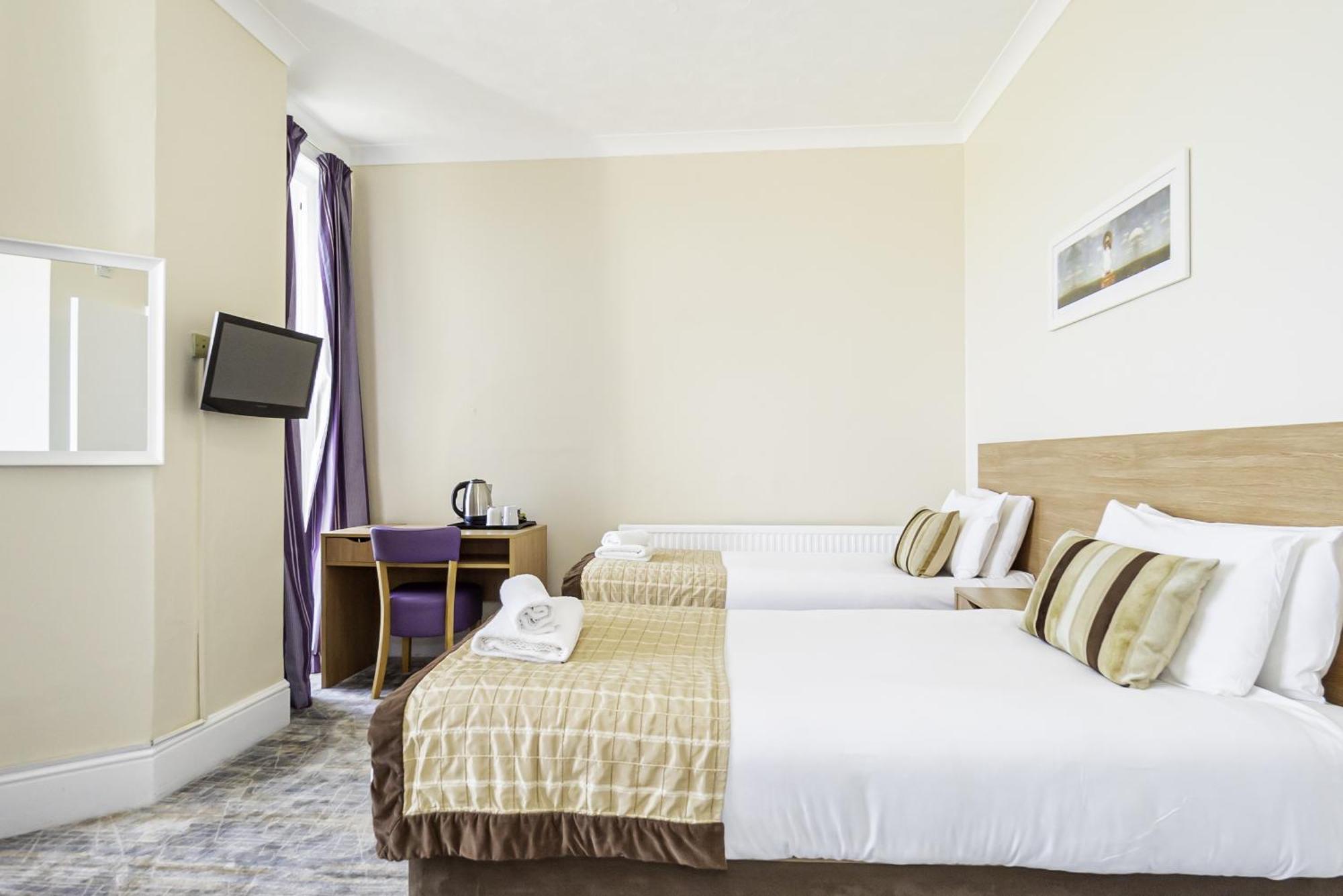 The Majestic Hotel 3*