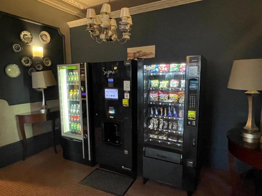 Oyo West Rocks Townhouse 3*