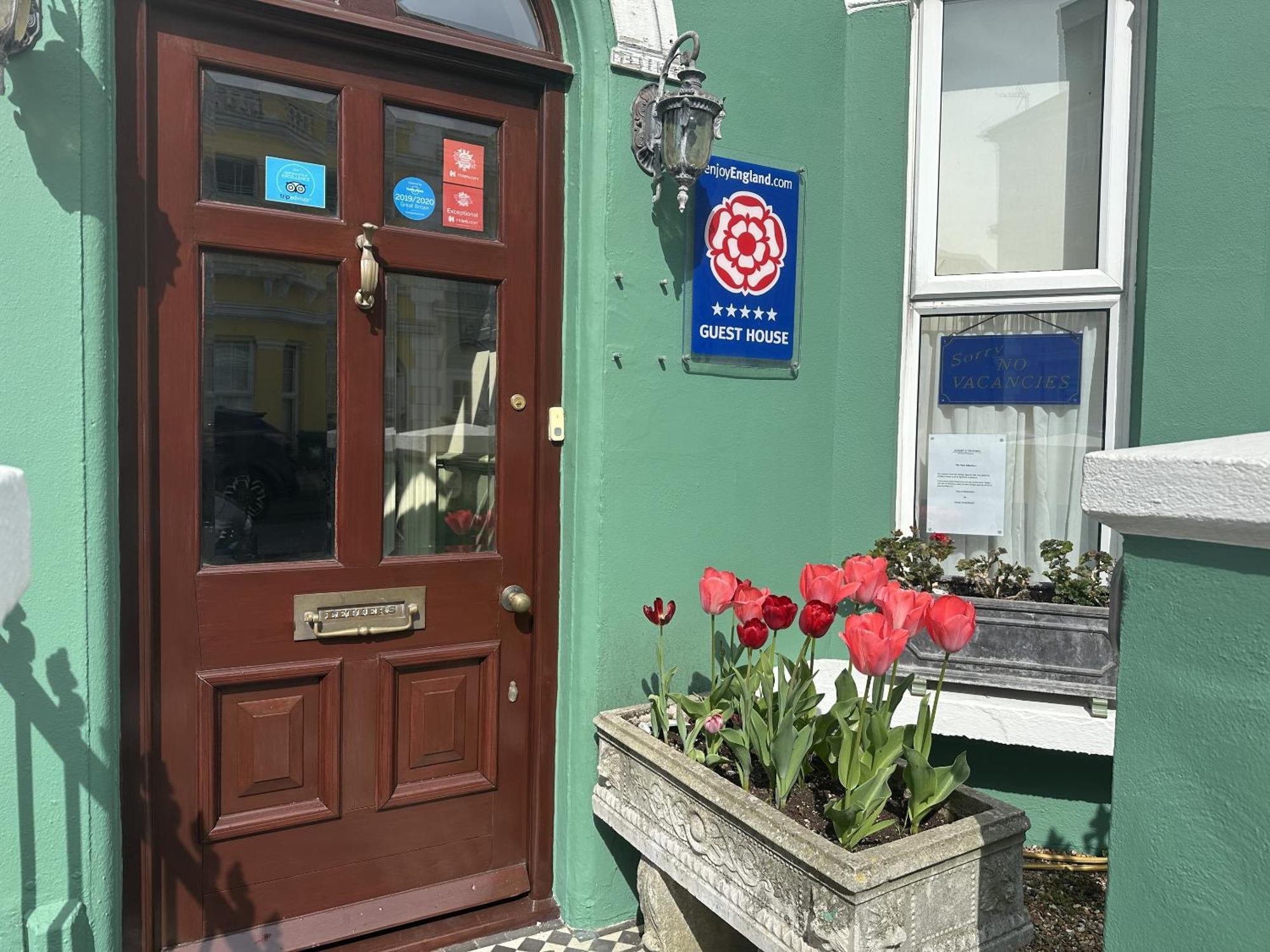 Guest house & Victoria Eastbourne