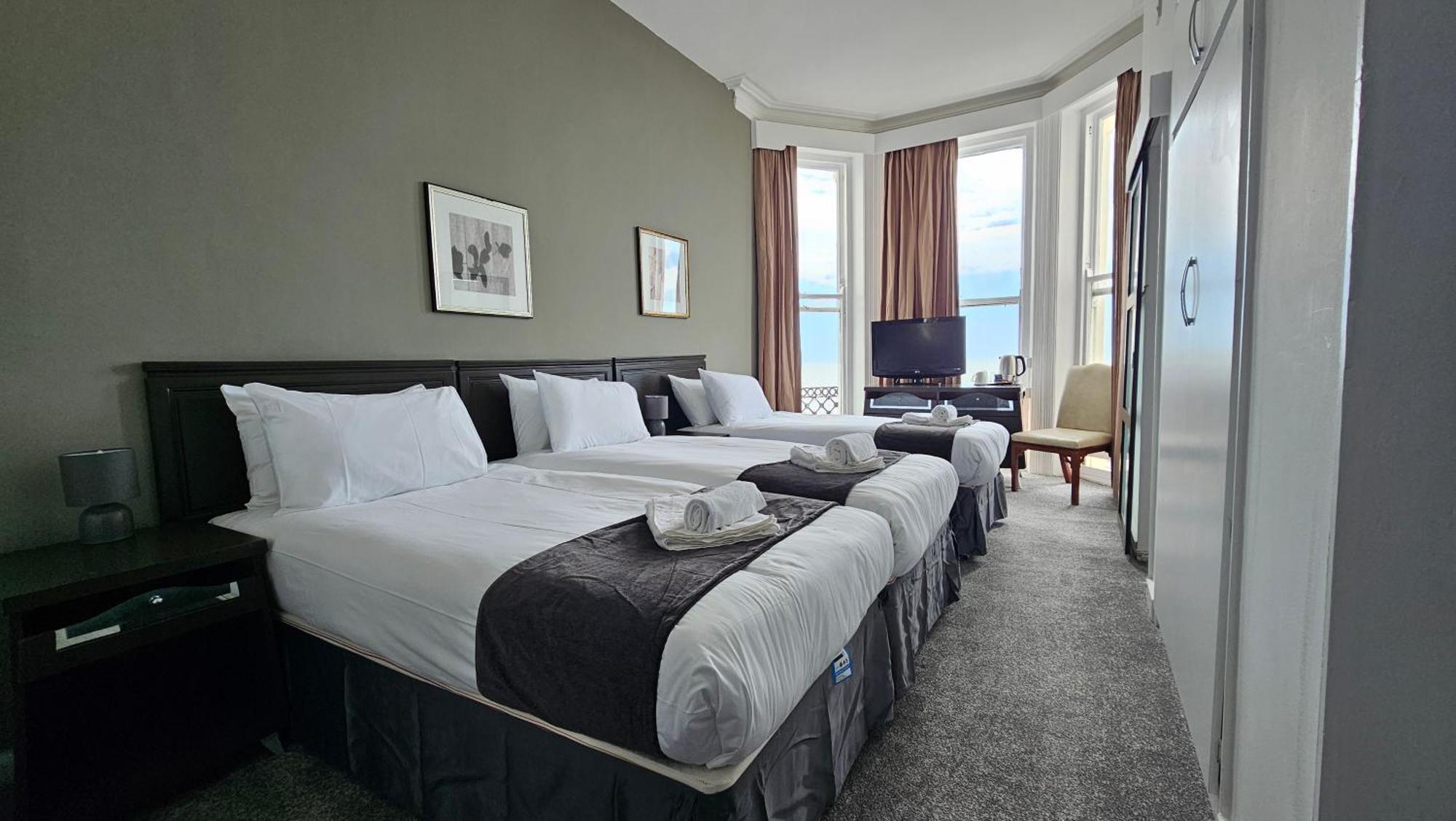 The Hotel 3*