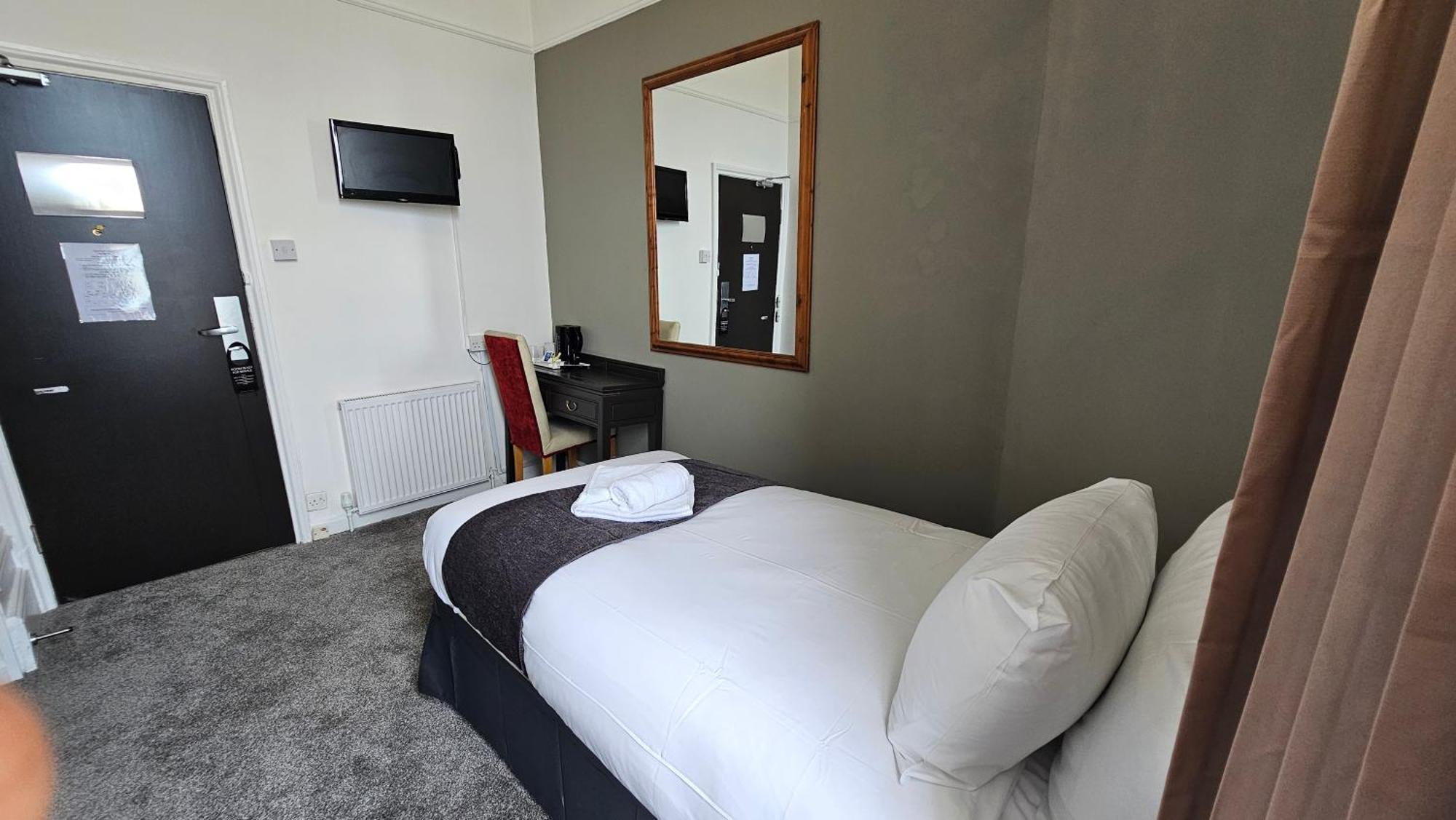 Hotel The