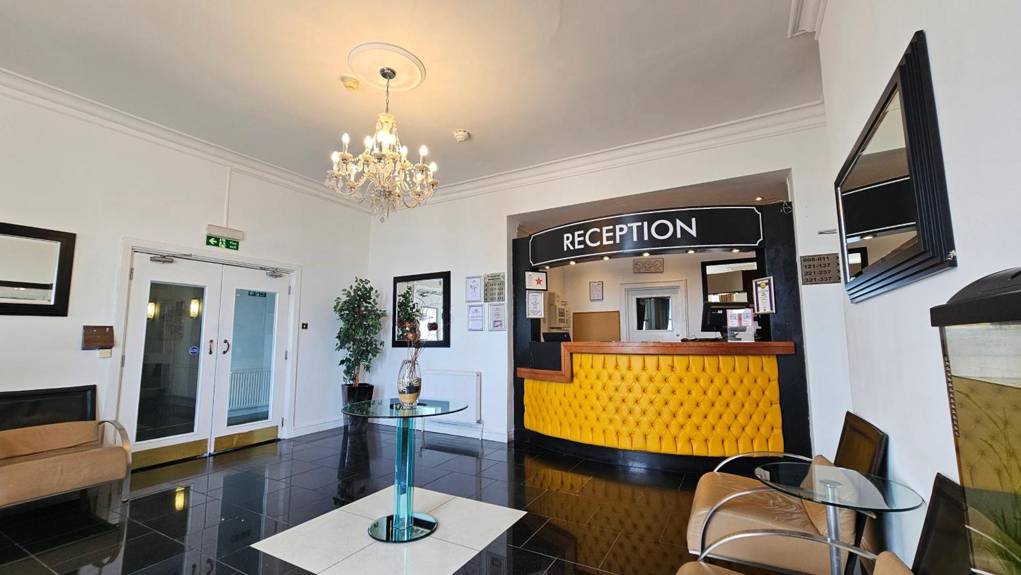 The Hotel 3*