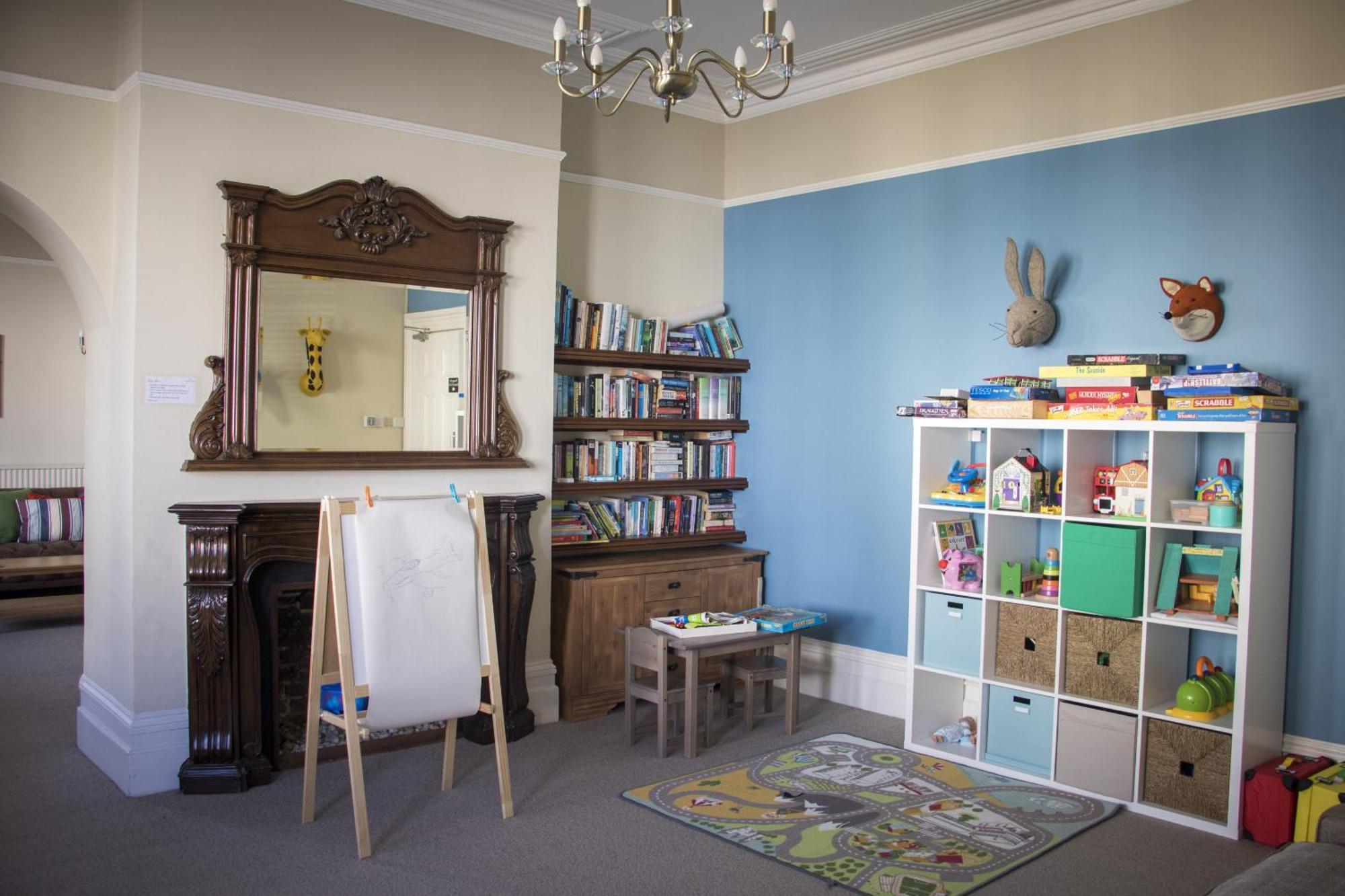 The Sheldon - Free Private Parking Bed & Breakfast 4*