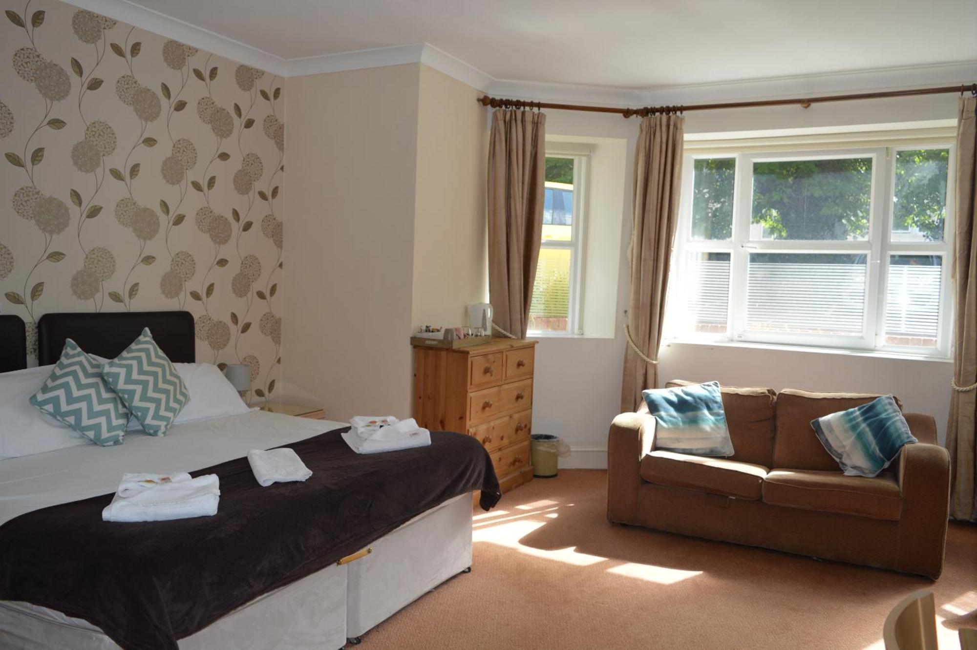 The Sheldon - Free Private Parking 4* Eastbourne