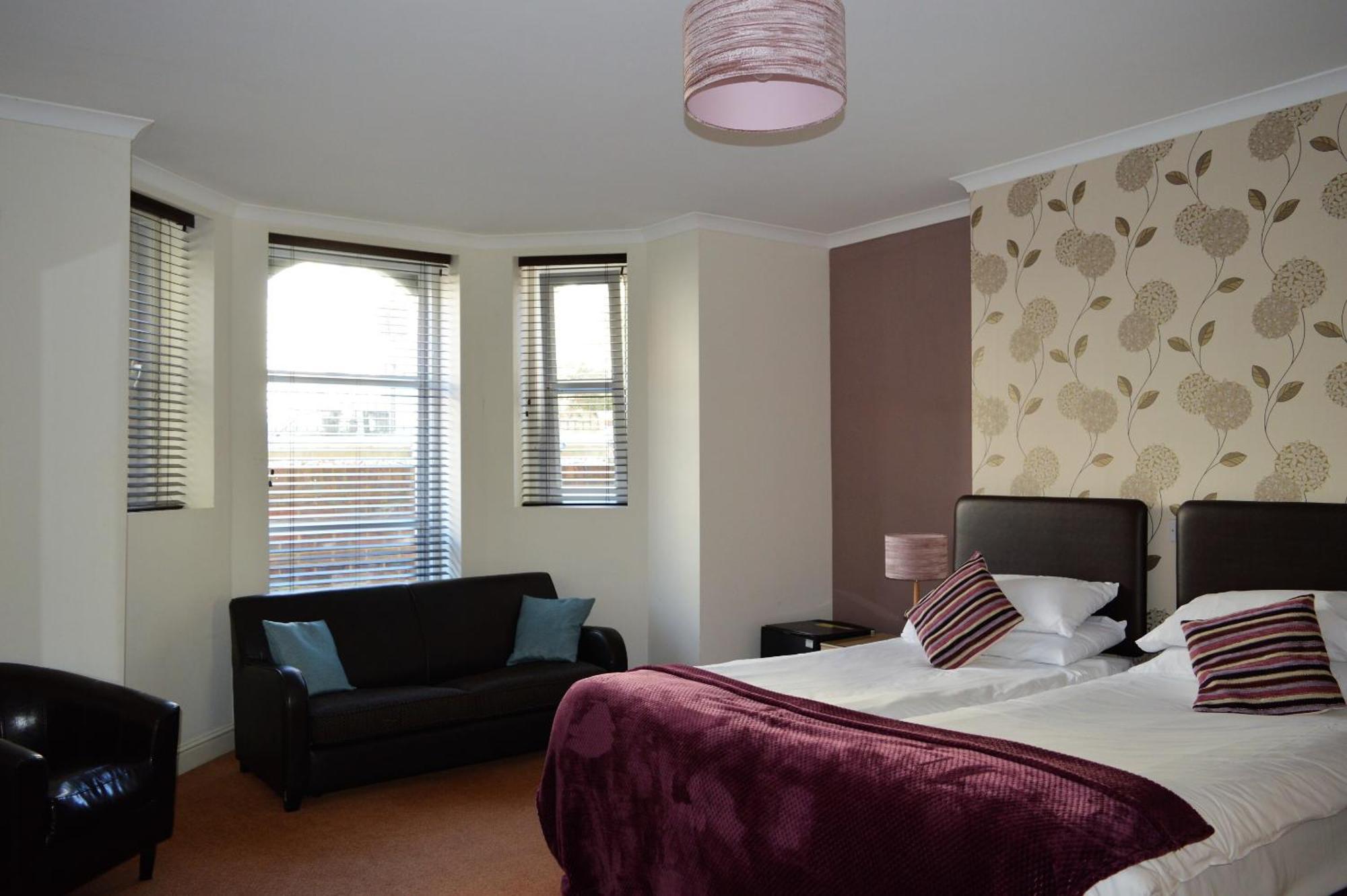 The Sheldon - Free Private Parking Bed & Breakfast