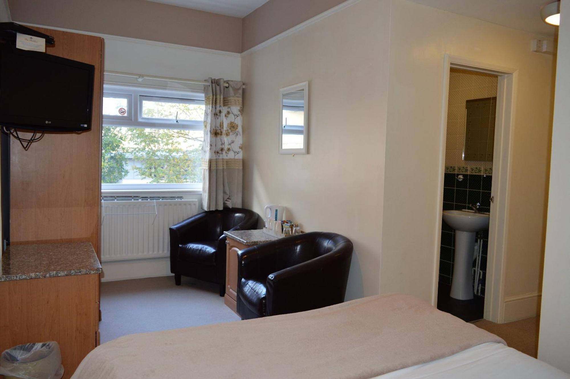 Bed & Breakfast The Sheldon - Free Private Parking 4*
