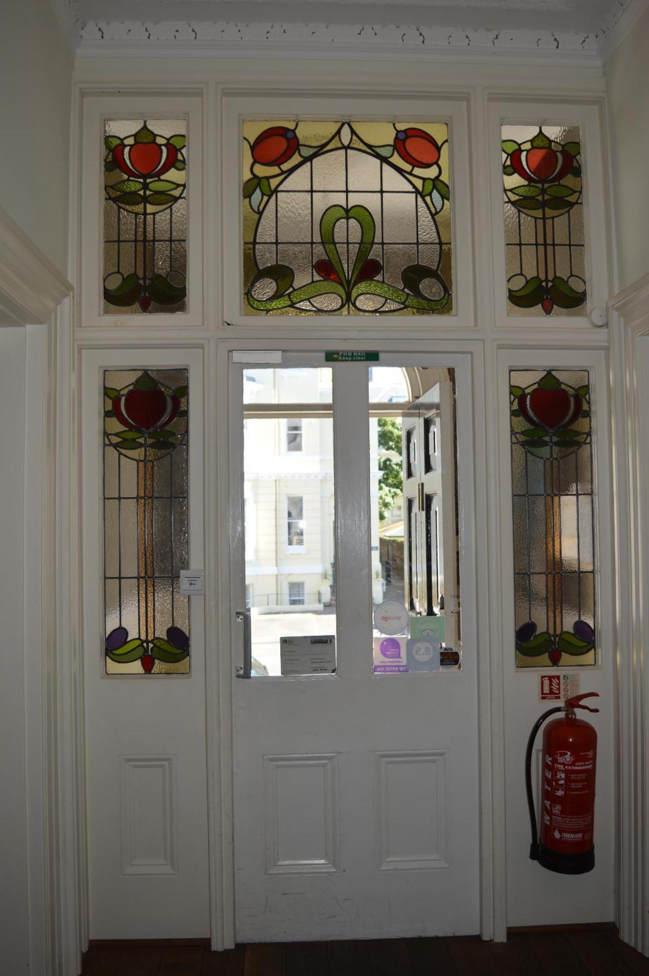 The Sheldon - Free Private Parking Bed & Breakfast
