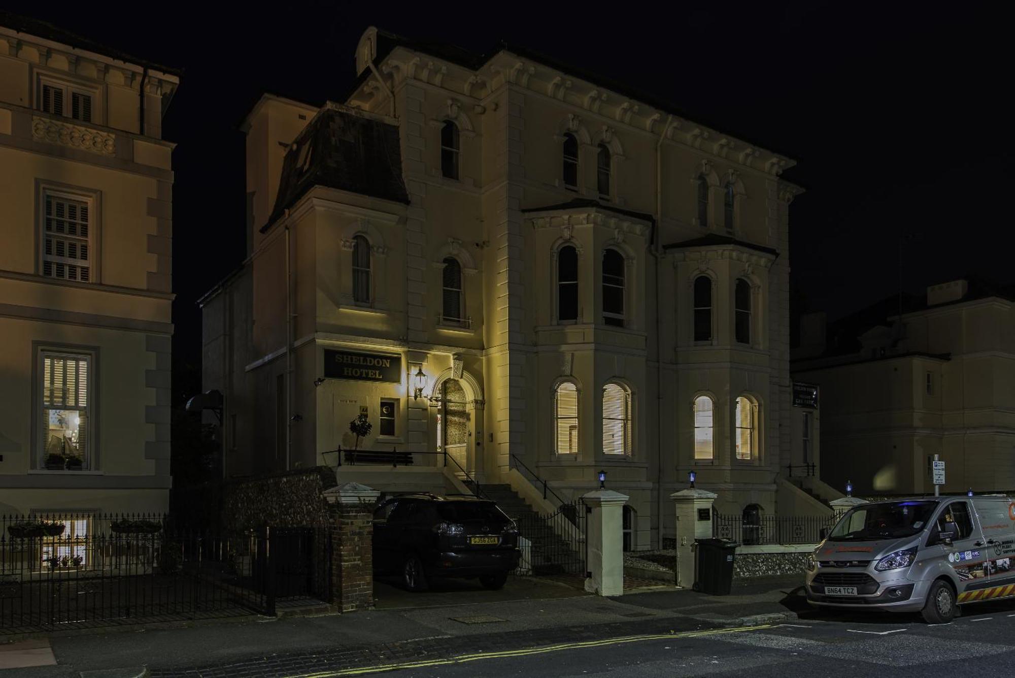 Bed & Breakfast The Sheldon - Free Private Parking 4*
