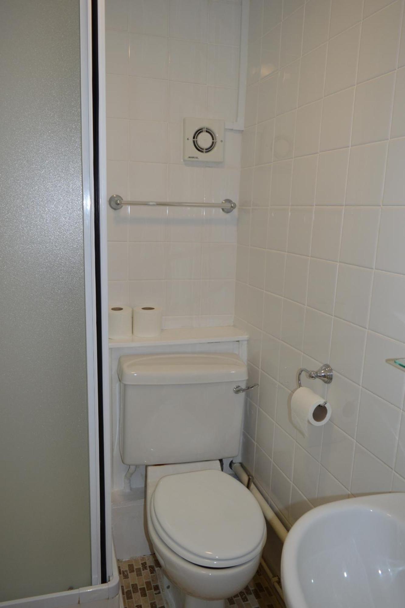 The Sheldon - Free Private Parking Bed & Breakfast Eastbourne