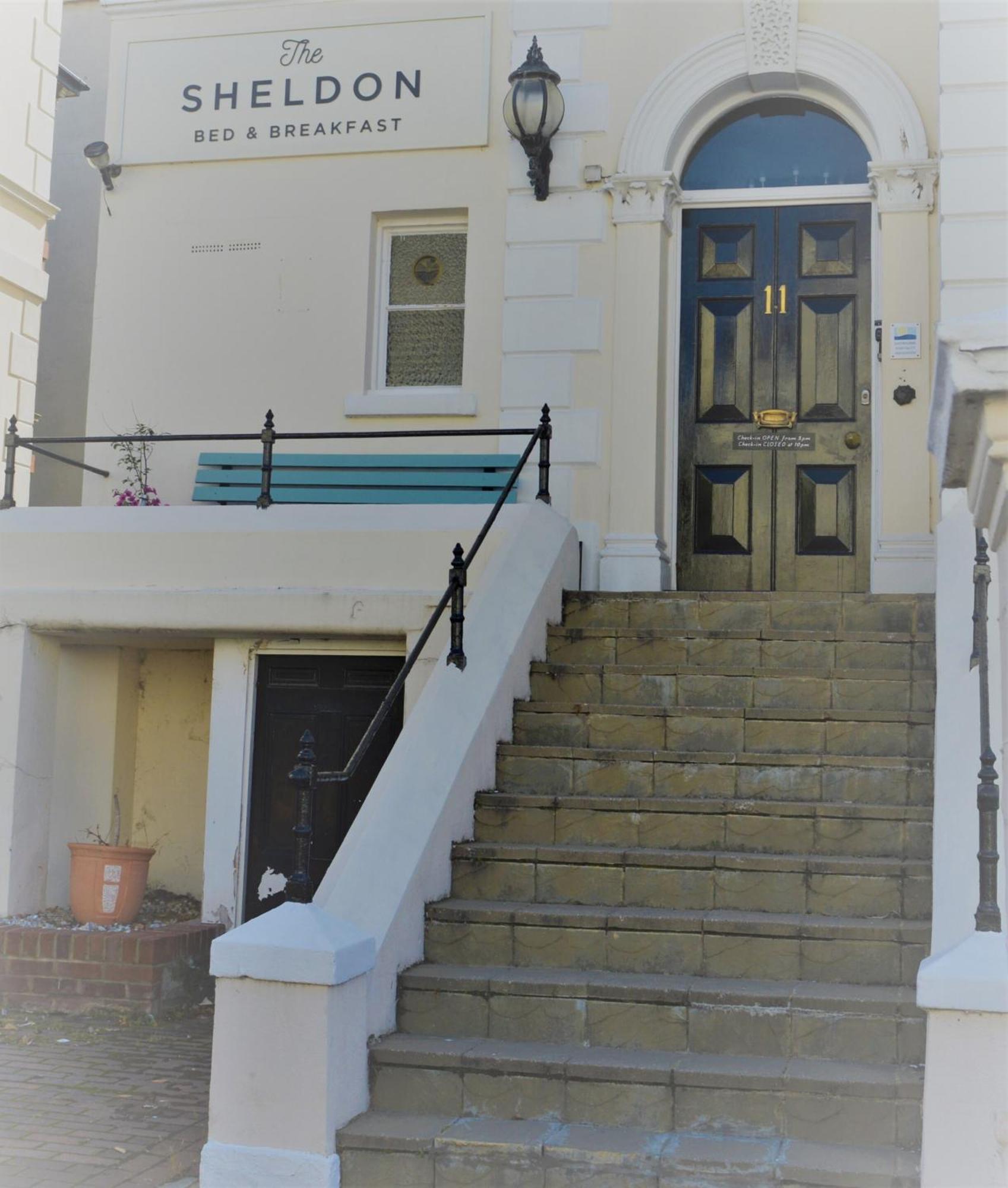 Bed & Breakfast The Sheldon - Free Private Parking Eastbourne