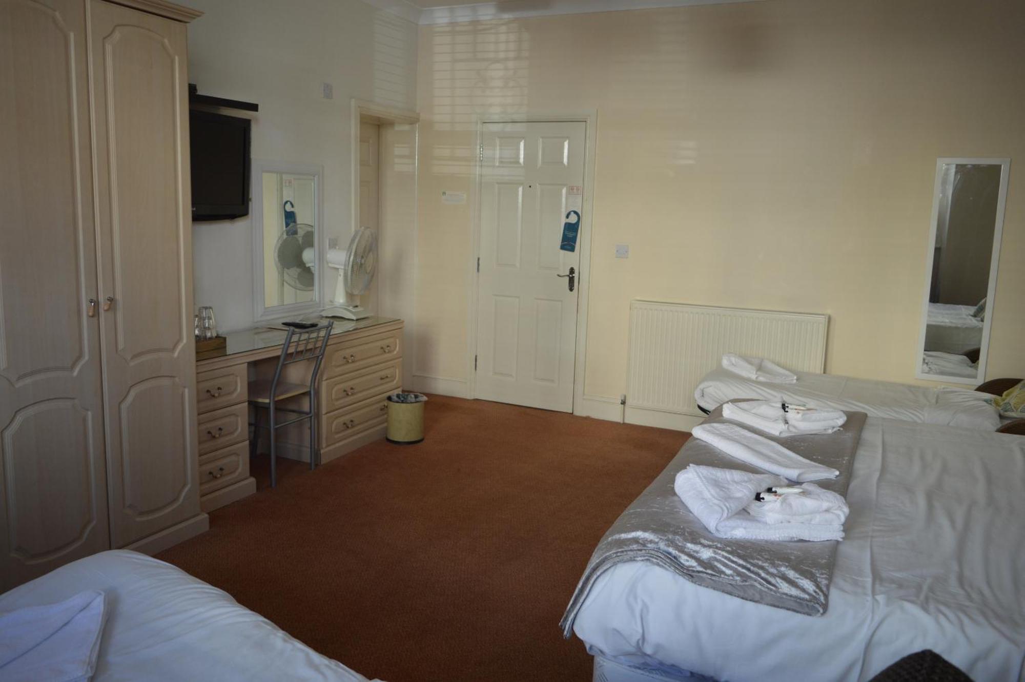 The Sheldon - Free Private Parking 4* Eastbourne