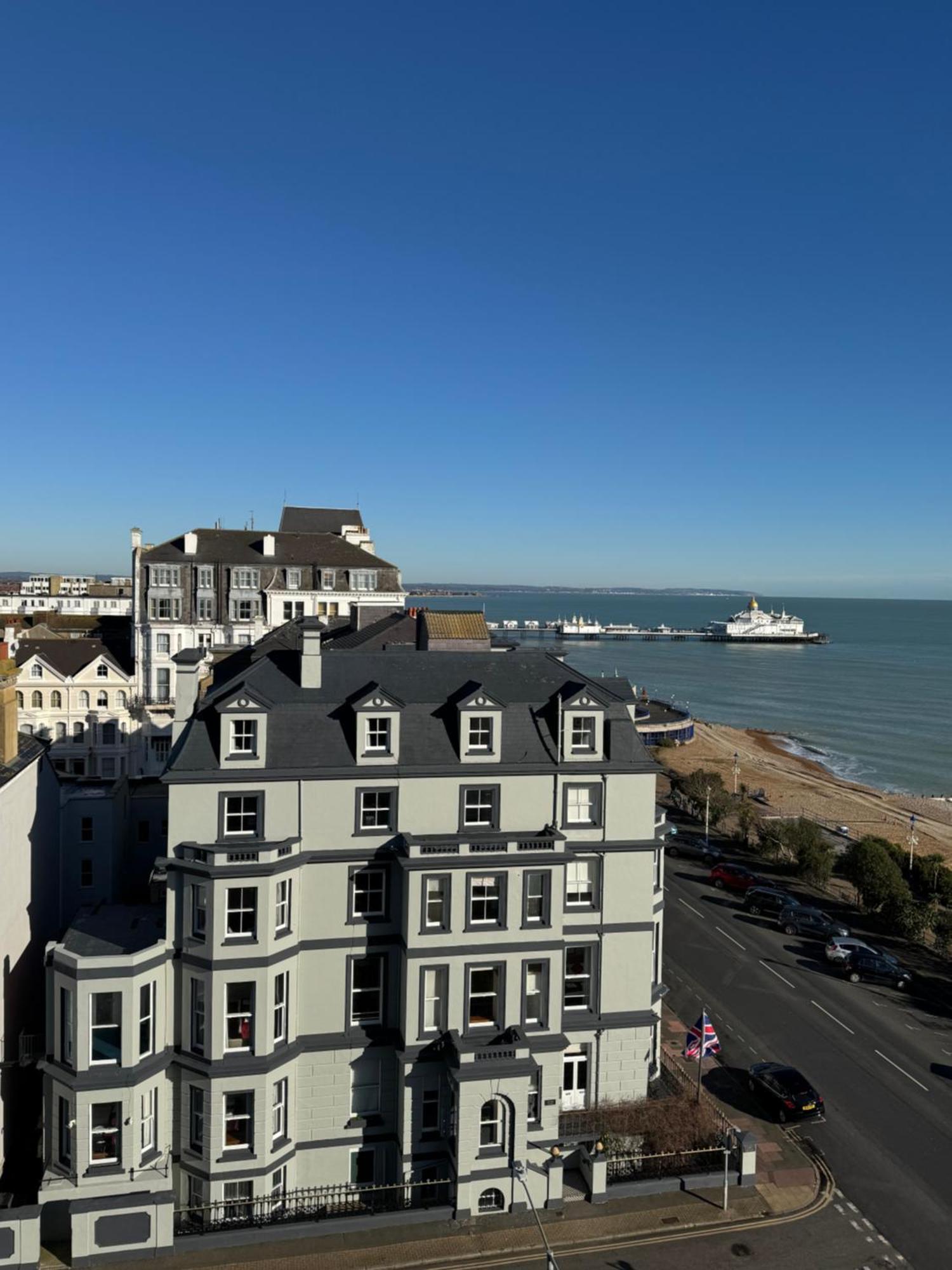 Oyo West Rocks Townhouse 3* Eastbourne