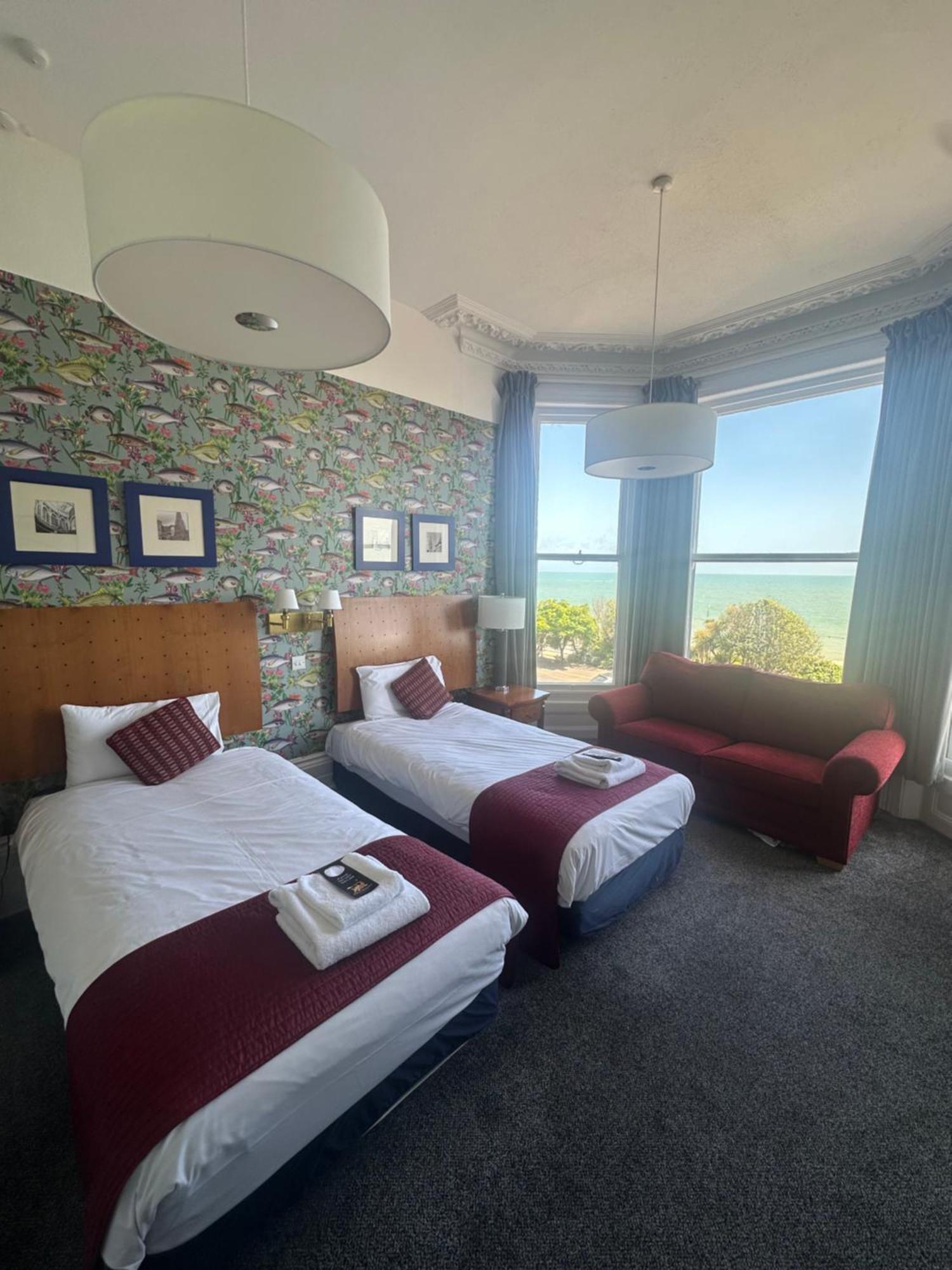 Oyo West Rocks Townhouse Hotel 3*