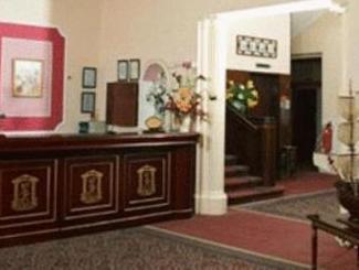 The Cumberland Hotel 3*