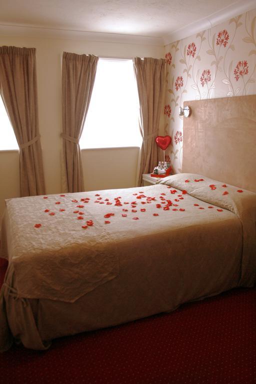 Savoy Court 2* Eastbourne