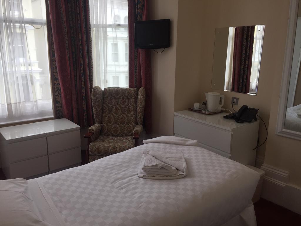 Hotel Hadleigh