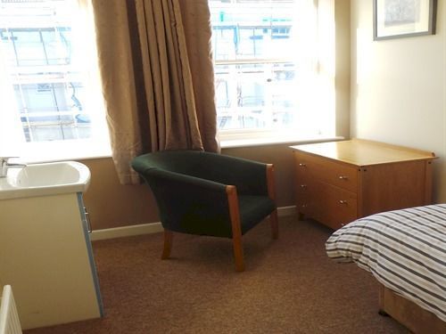 Sterling House 2* Eastbourne