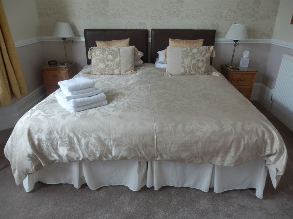 Boyne House 5* Eastbourne