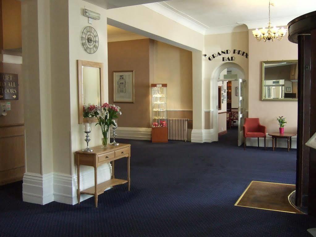 Imperial 3*