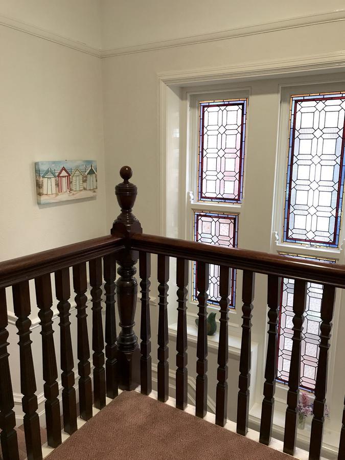 Bed & Breakfast By The Sea Eastbourne