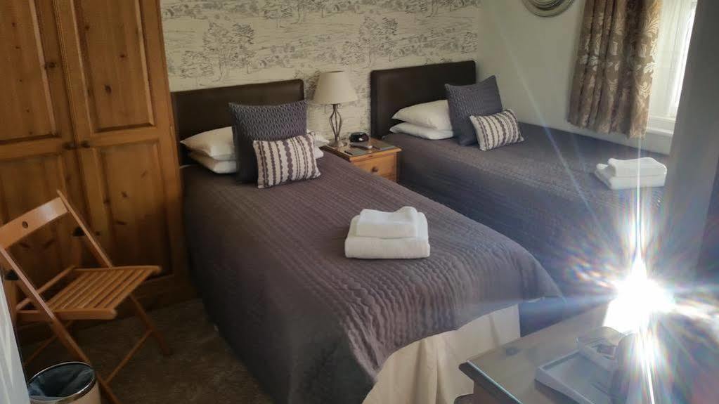 Boyne House 5* Eastbourne