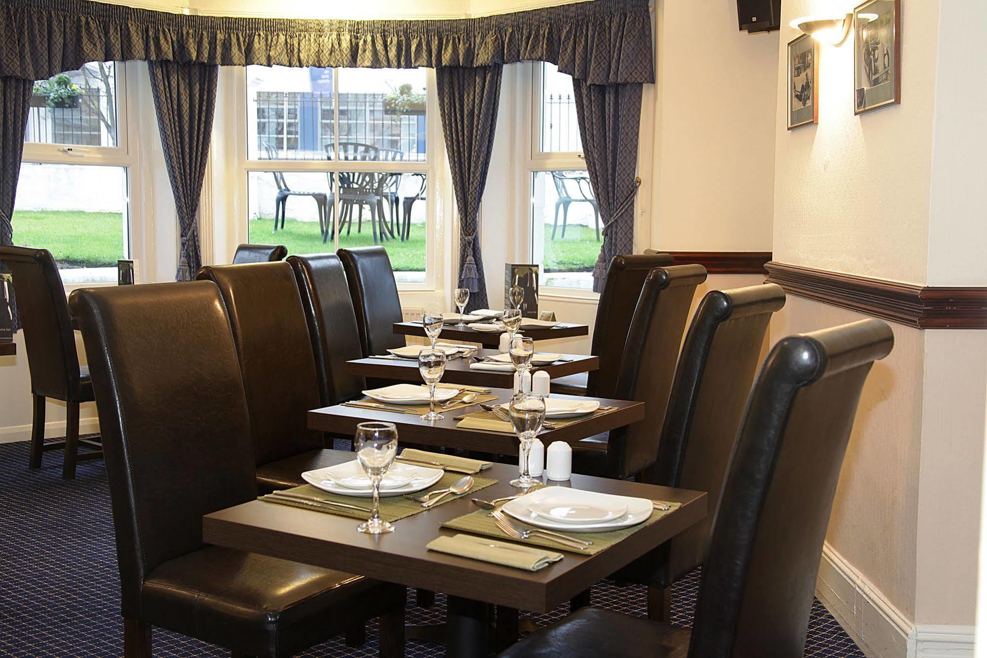 Devonshire Park Hotel 3*