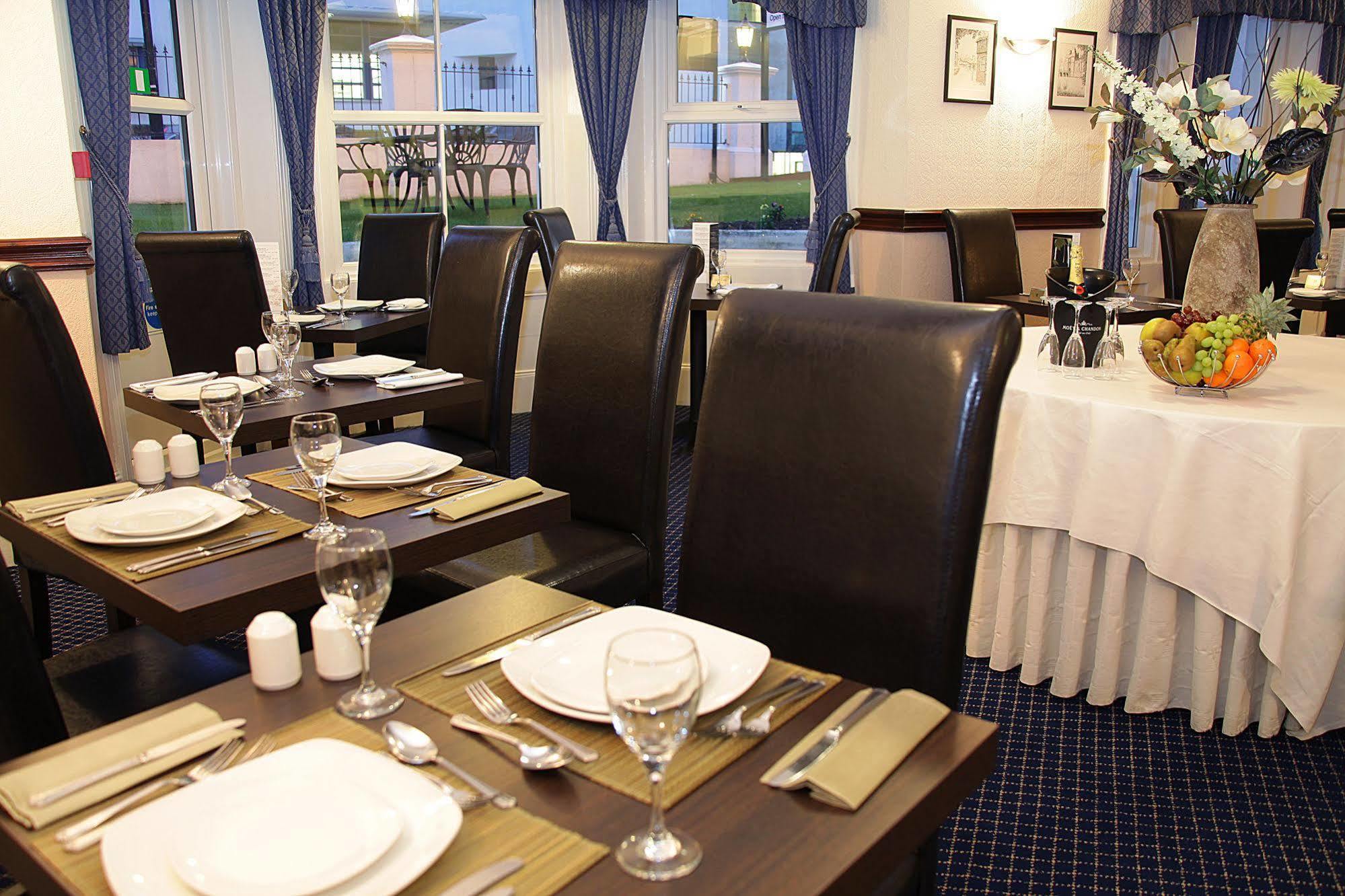Devonshire Park Hotel 3*