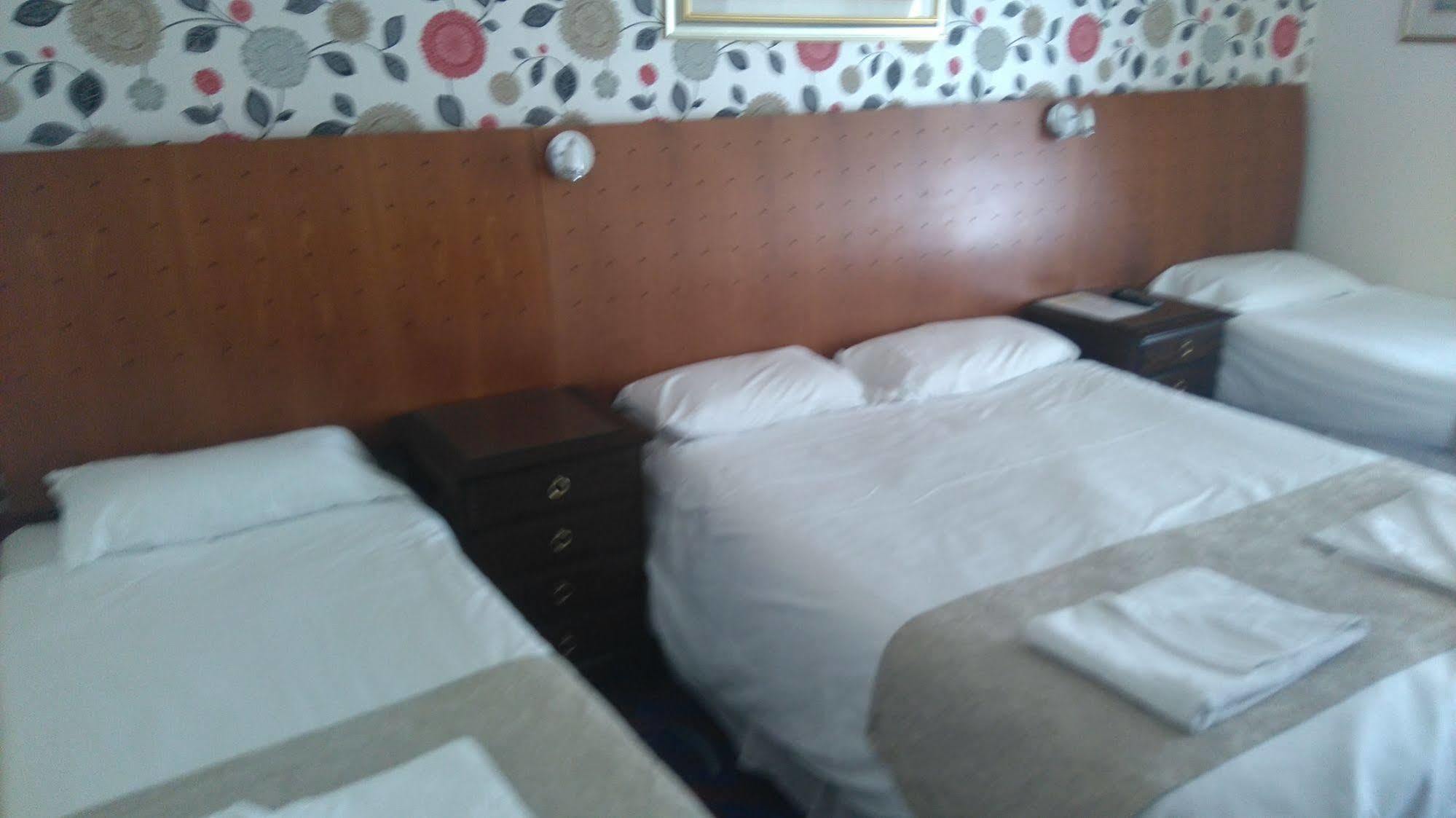 Savoy Court 2* Eastbourne