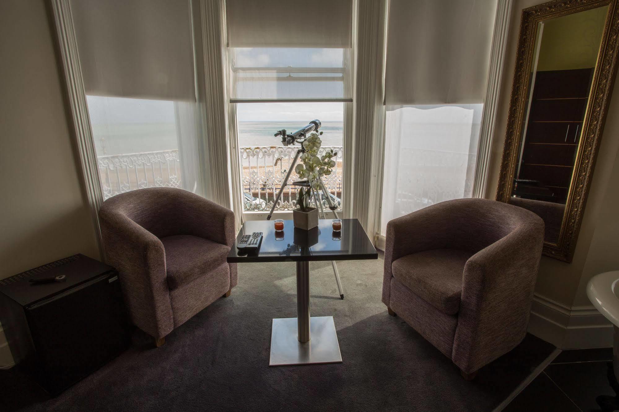Waterside Boutique Hotel 3*