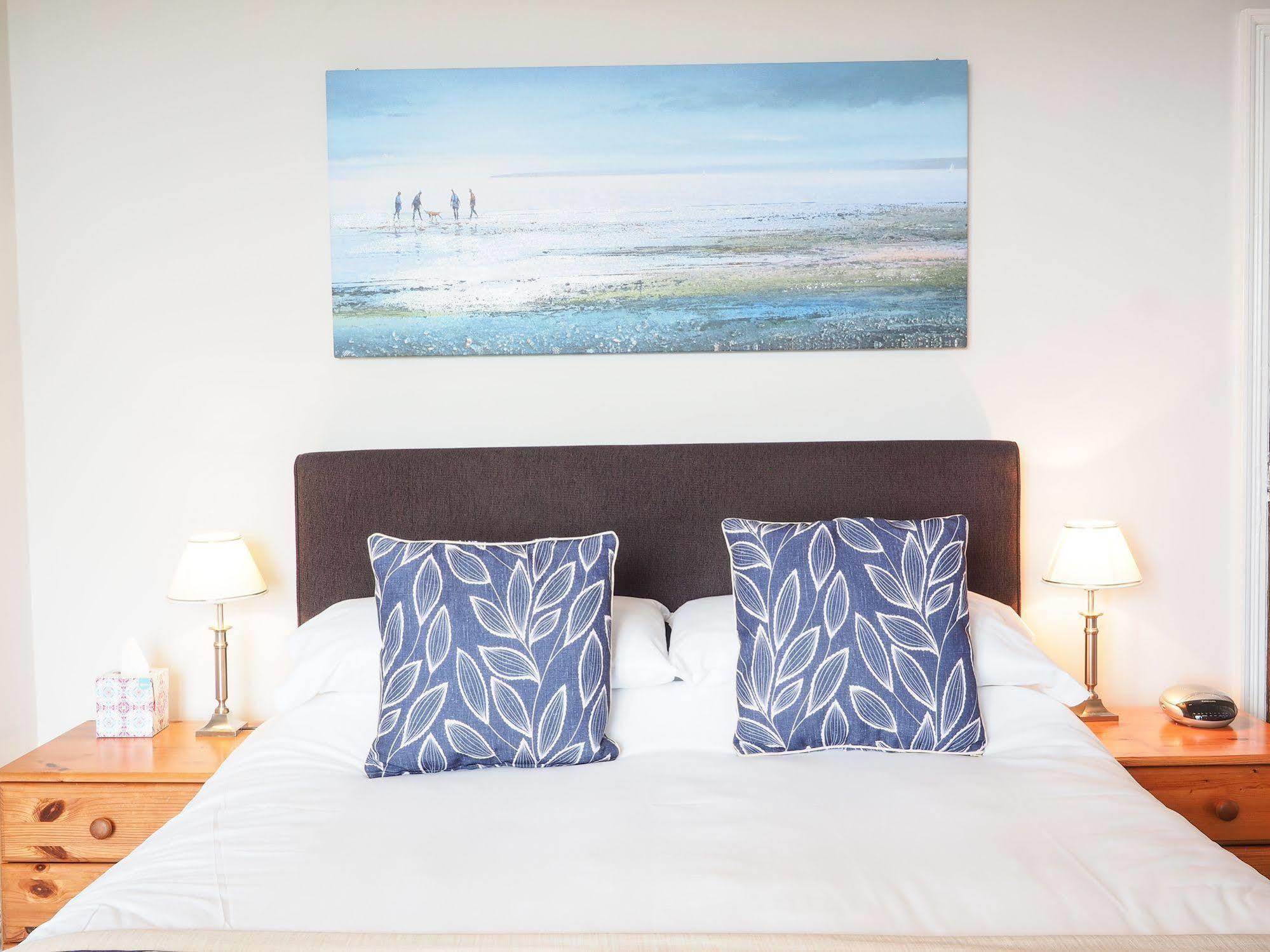 Bed & Breakfast By The Sea Eastbourne