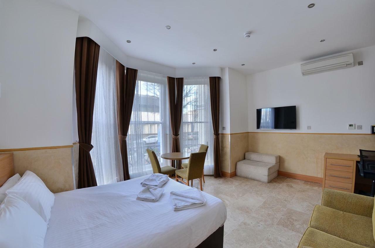 Aparthotel Congress