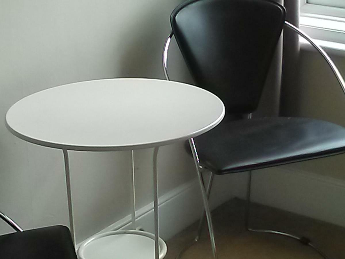 Acomodação com café da manhã  The Iverna Eastbourne