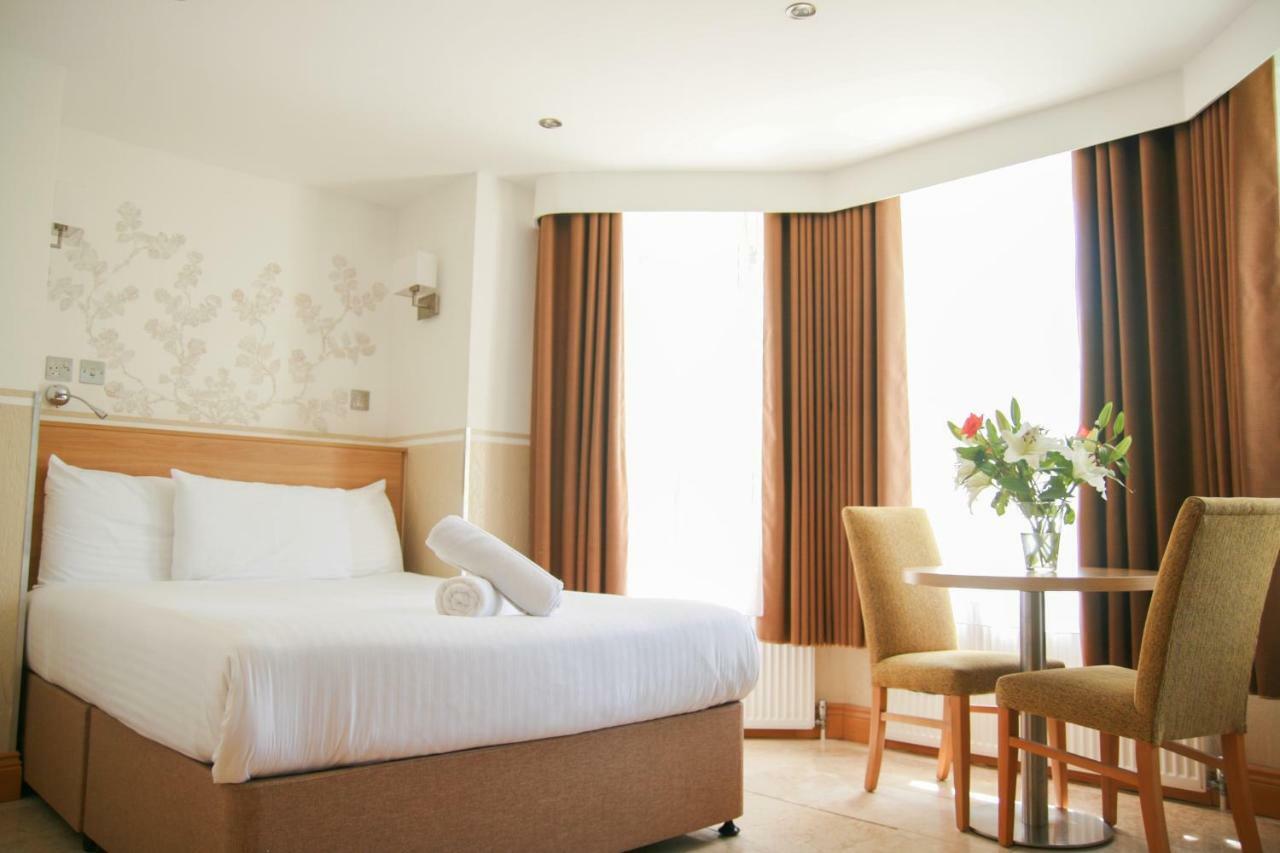Aparthotel Congress 3*